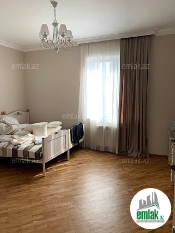 Satılır 5 otaqlı yeni tikili 210 m²