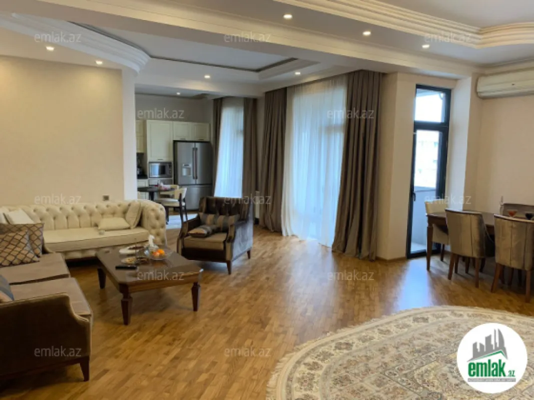 Satılır 5 otaqlı yeni tikili 210 m²