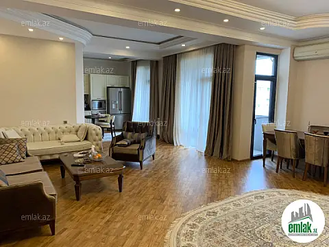 Satılır 5 otaqlı yeni tikili 210 m²