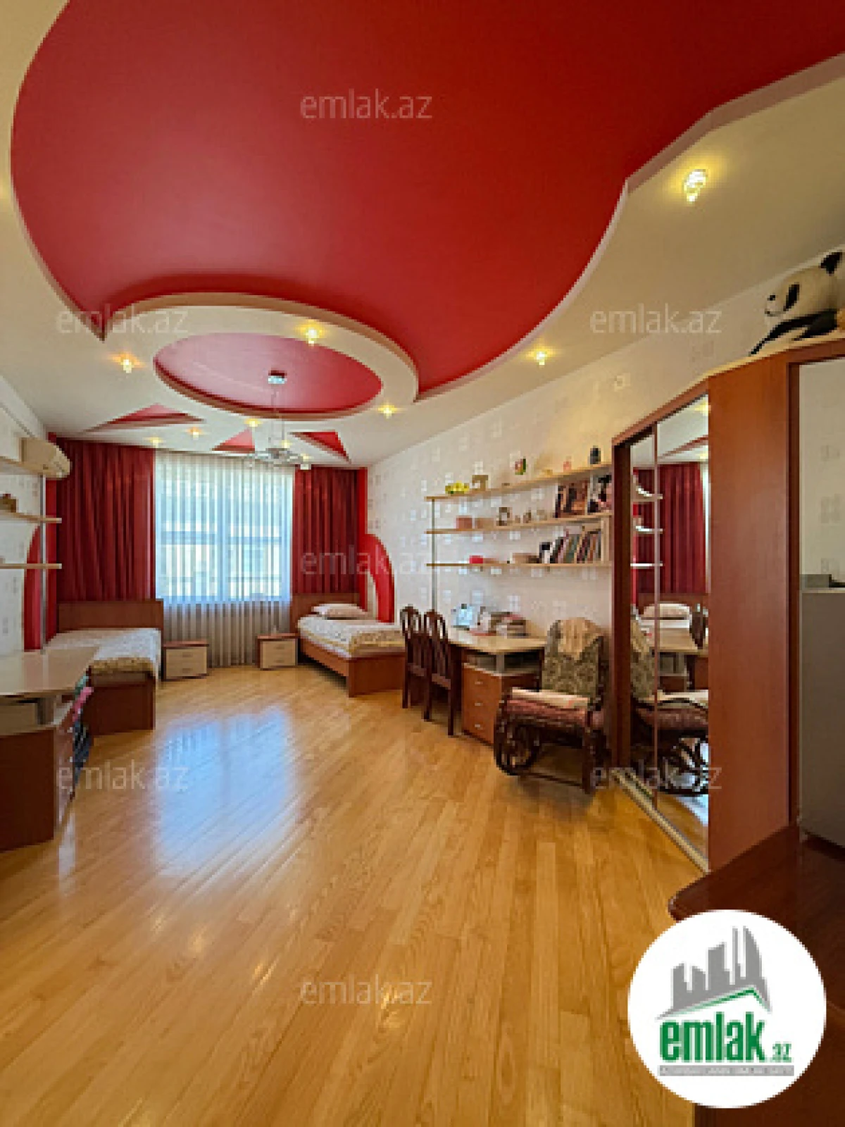 Satılır 5 otaqlı yeni tikili 285 m²