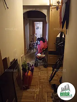 Satılır 3 otaqlı köhnə tikili 80 m²