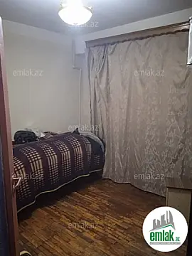 Satılır 3 otaqlı köhnə tikili 80 m²
