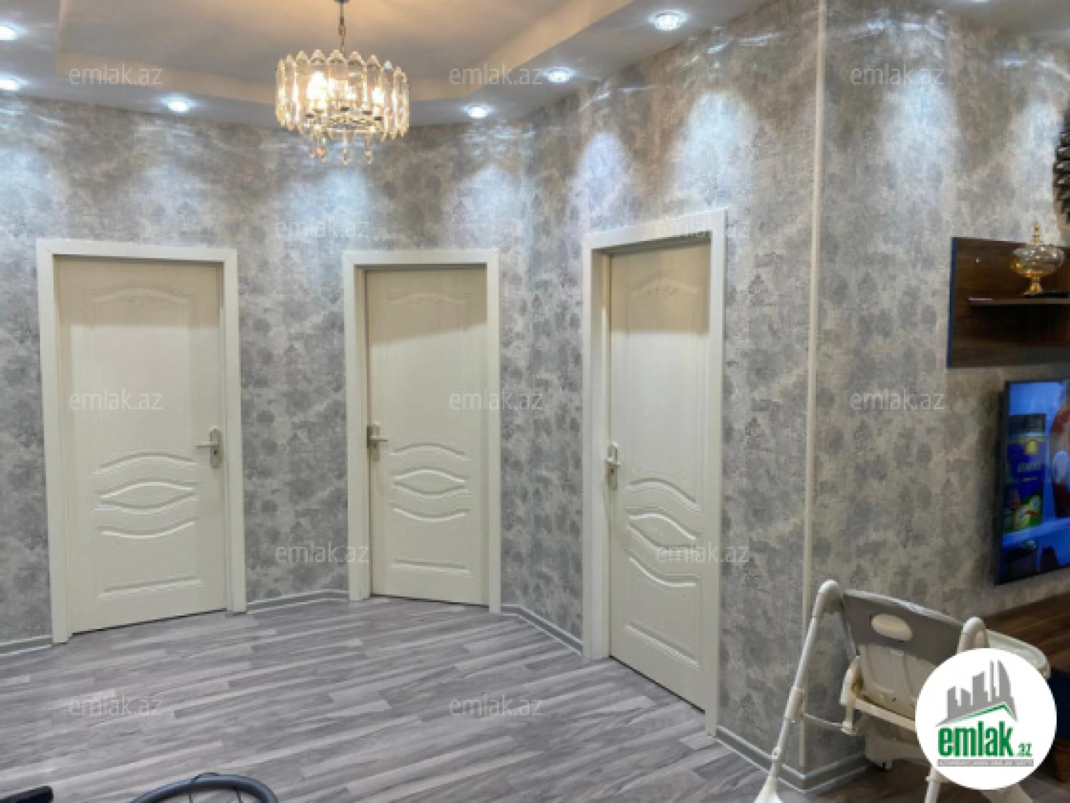 Satılır 4 otaqlı yeni tikili 150 m²