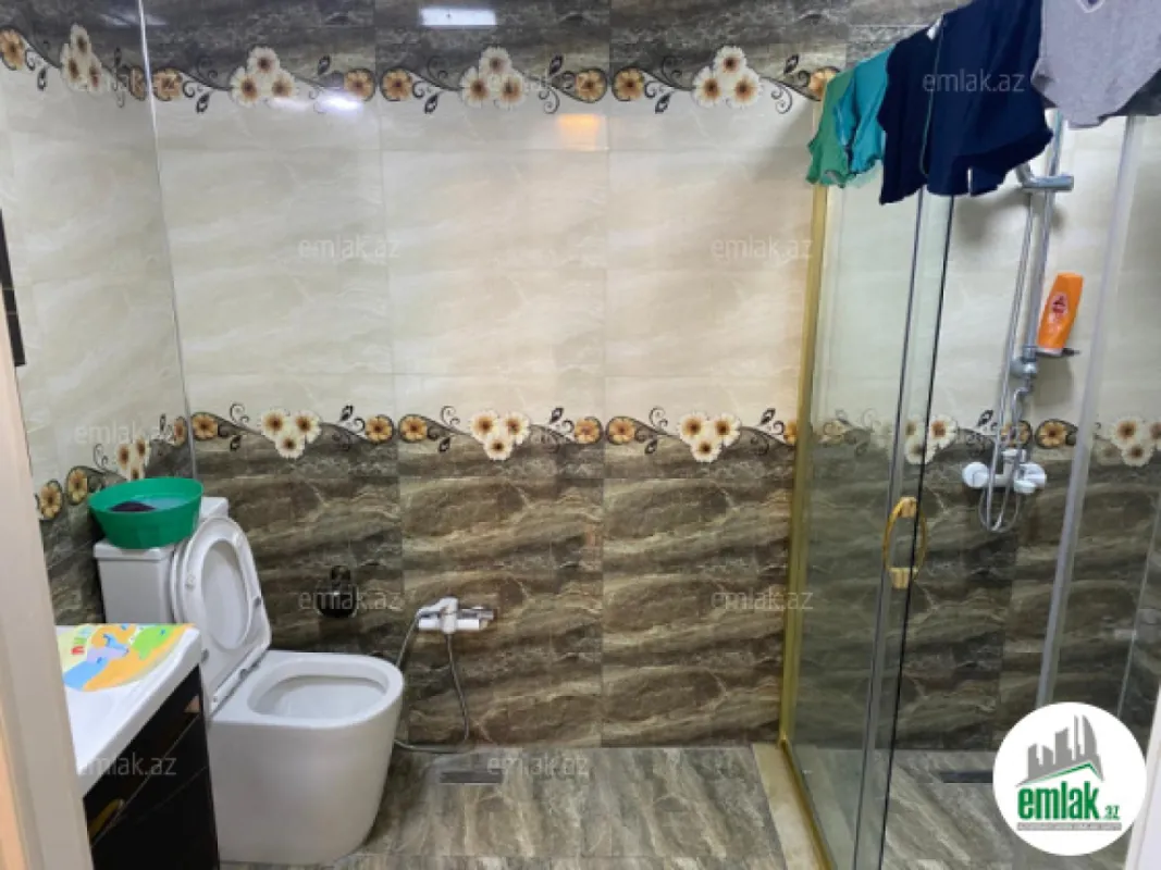 Satılır 4 otaqlı yeni tikili 150 m²