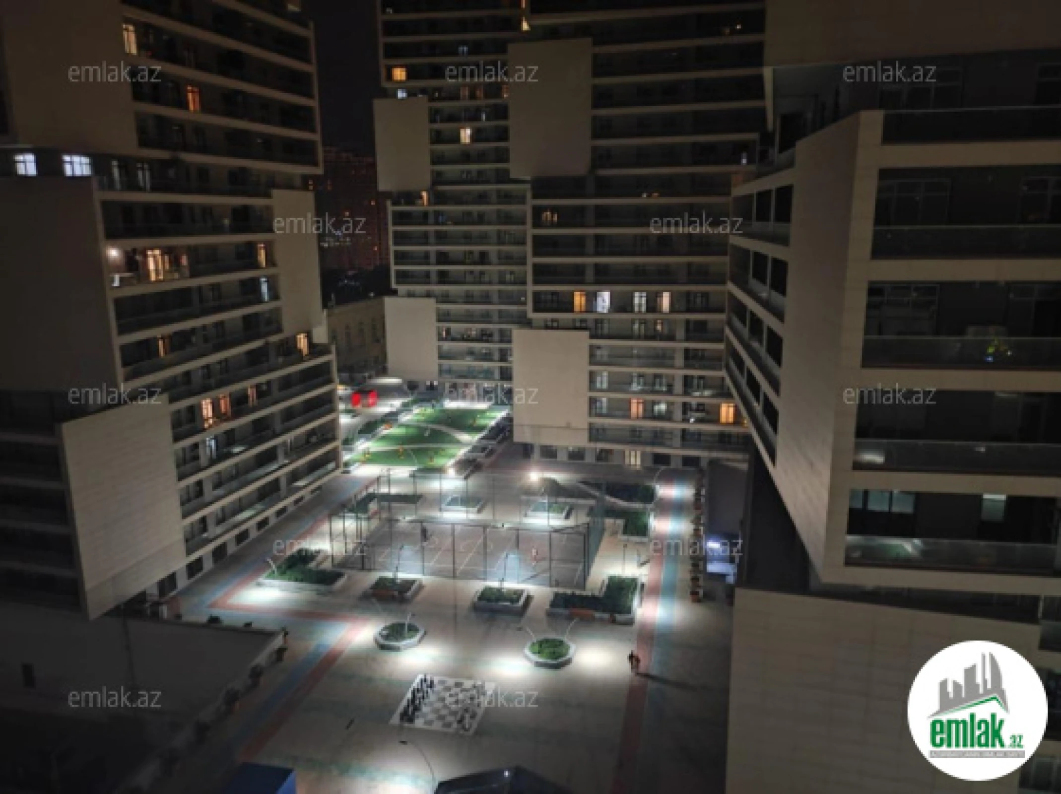 Satılır 4 otaqlı yeni tikili 150 m²