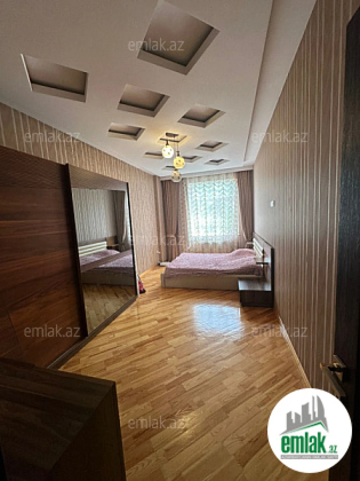 Satılır 4 otaqlı yeni tikili 150 m²