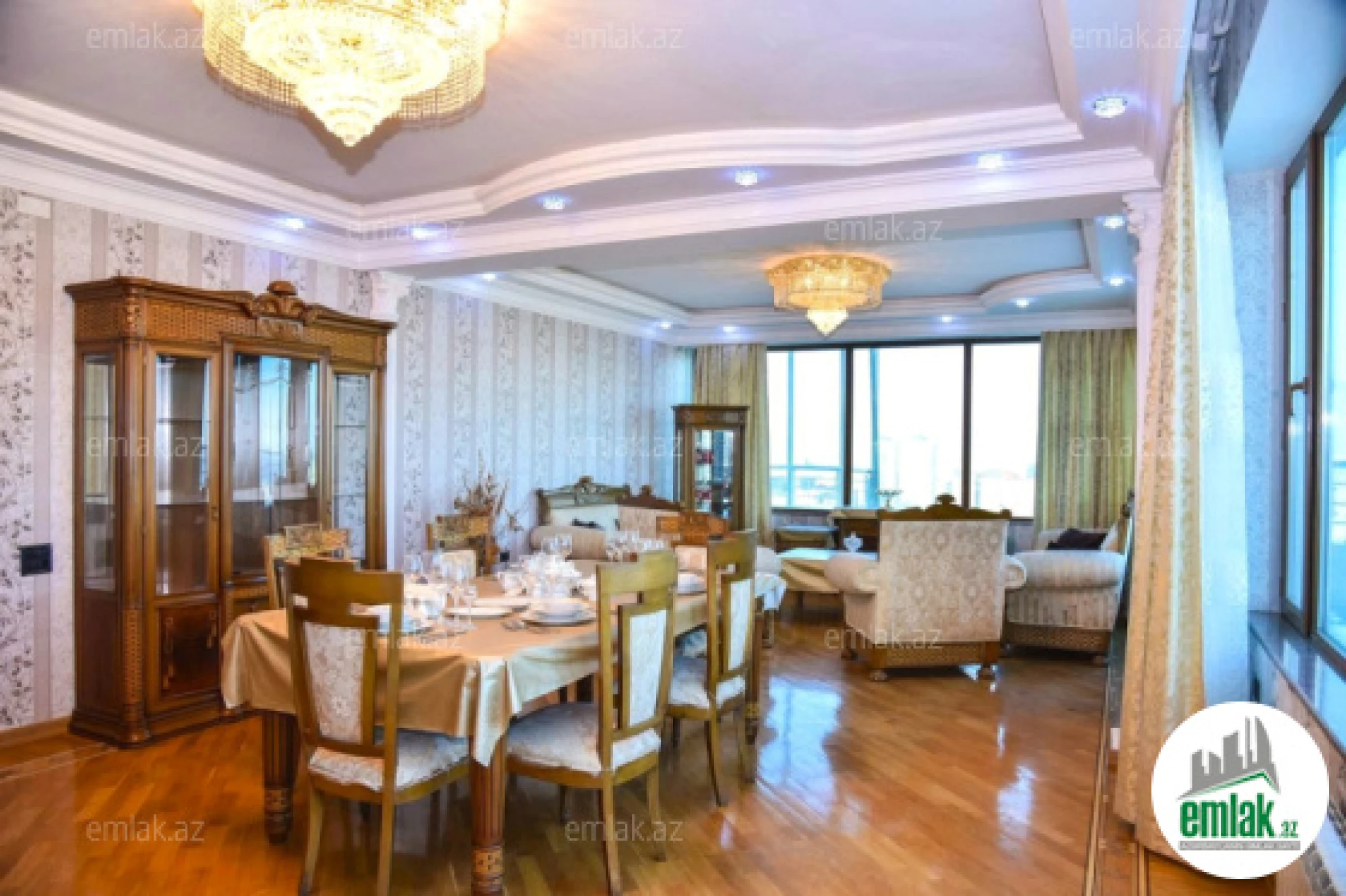 Satılır 3 otaqlı yeni tikili 278 m²