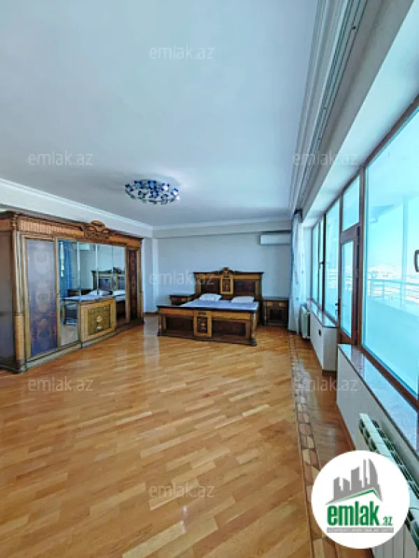 Satılır 3 otaqlı yeni tikili 278 m²