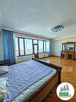 Satılır 3 otaqlı yeni tikili 278 m²