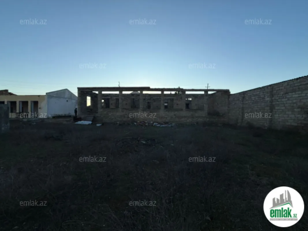 Satılır torpaq sahəsi 4 m²