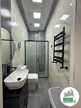 Satılır 4 otaqlı yeni tikili 130 m²