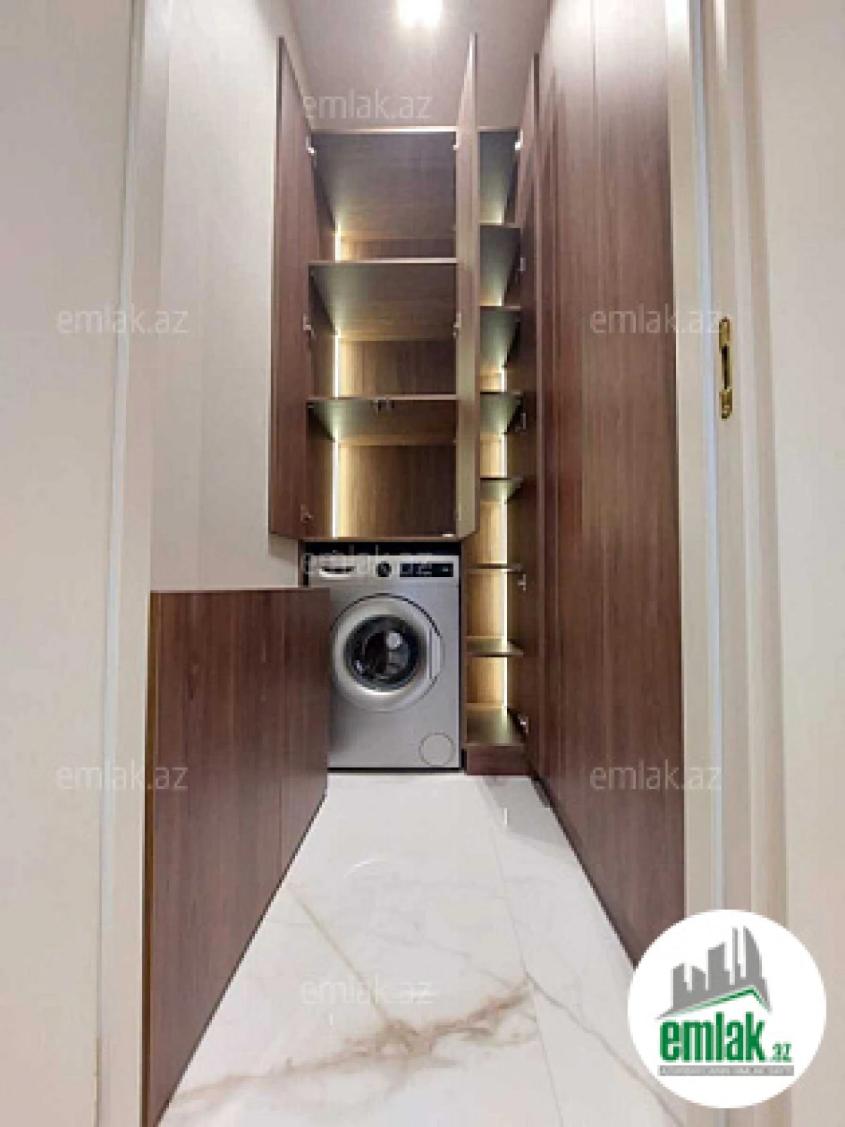 Satılır 3 otaqlı yeni tikili 85 m²