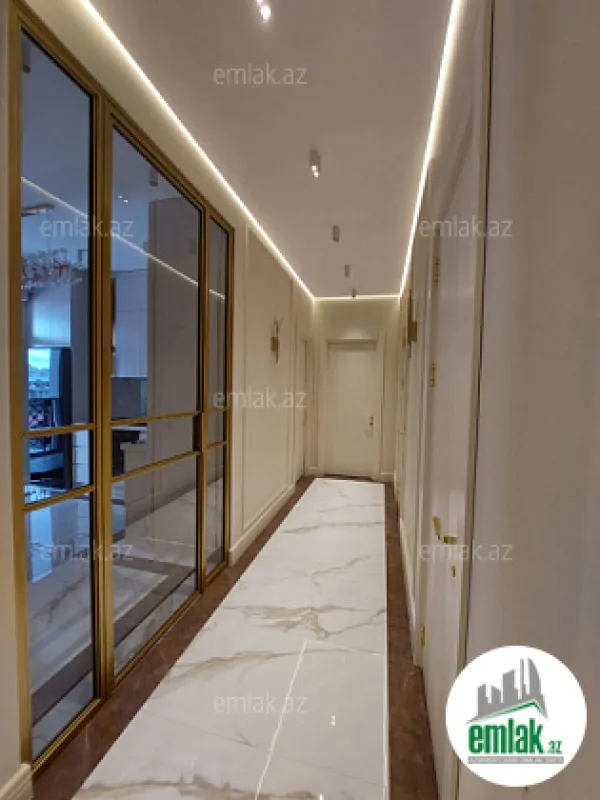 Satılır 3 otaqlı yeni tikili 85 m²