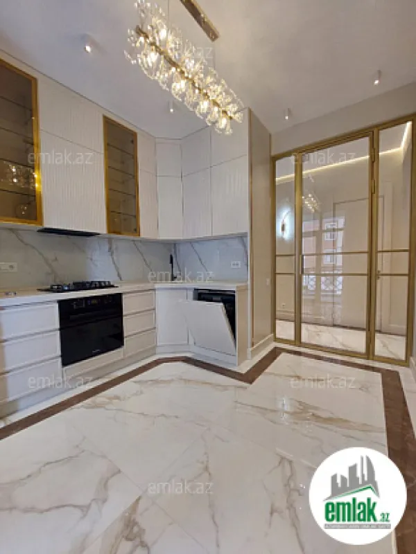 Satılır 3 otaqlı yeni tikili 85 m²