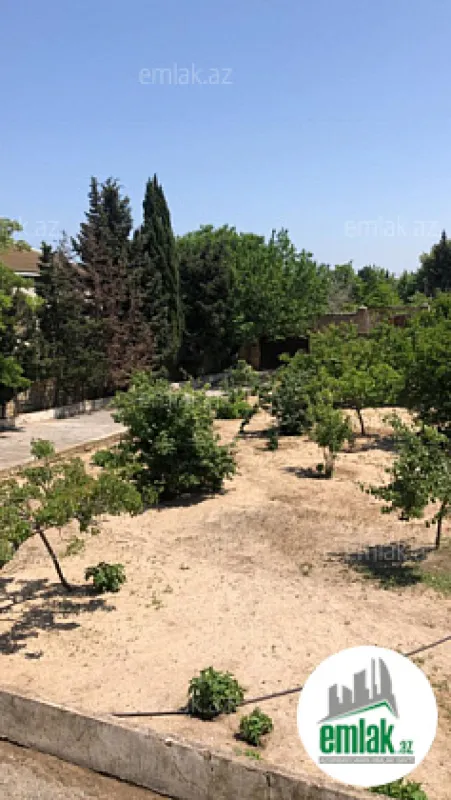 Satılır 5 otaqlı mənzil 220 m²