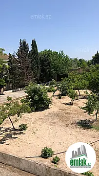 Satılır 5 otaqlı mənzil 220 m²