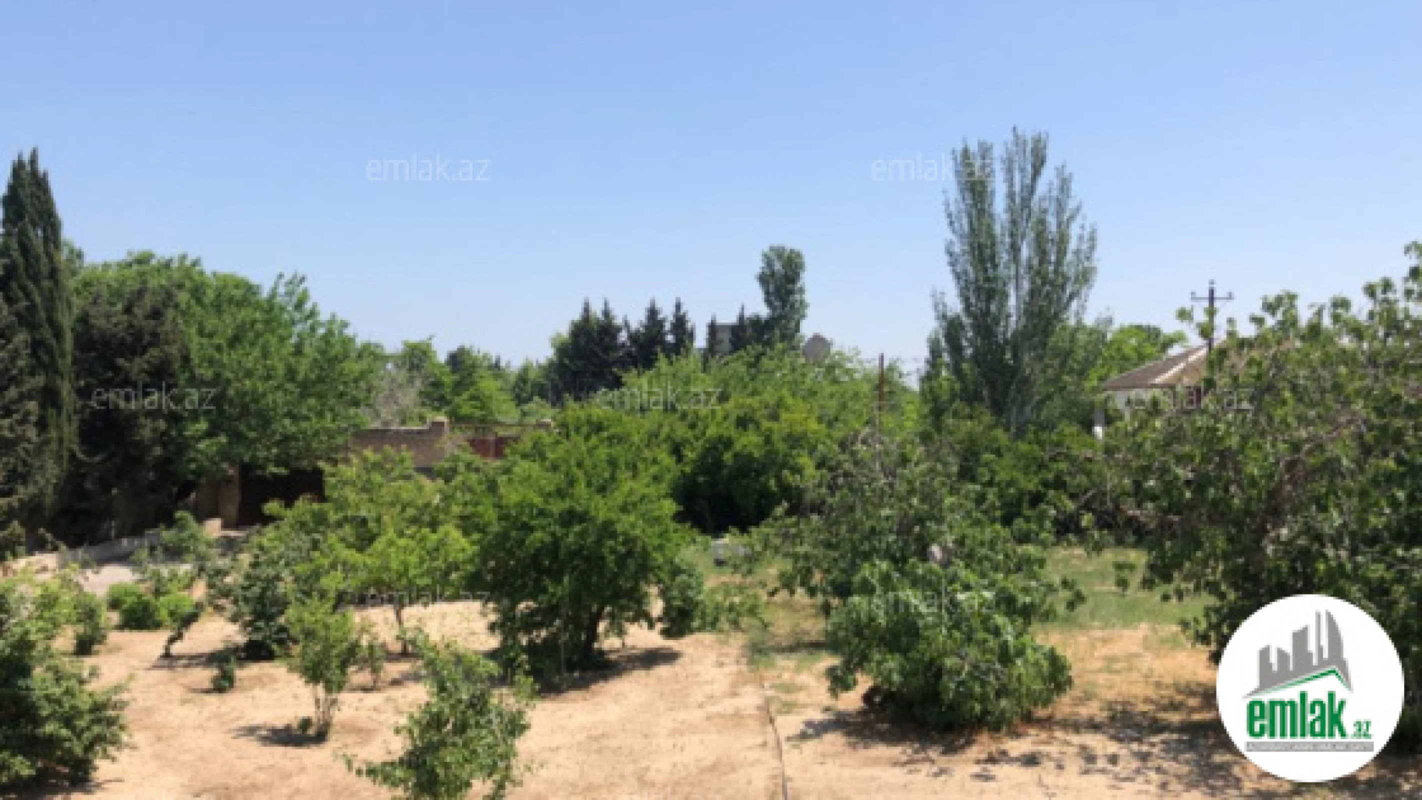 Satılır 5 otaqlı mənzil 220 m²