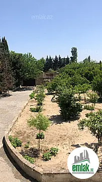 Satılır 5 otaqlı mənzil 220 m²