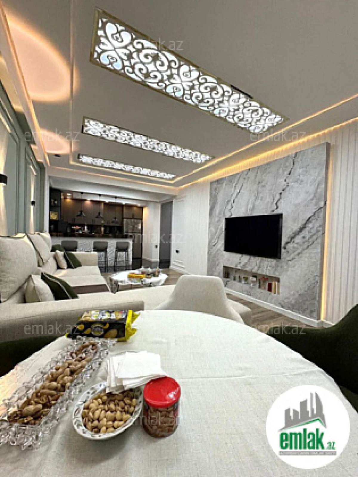 Satılır 3 otaqlı yeni tikili 110 m²