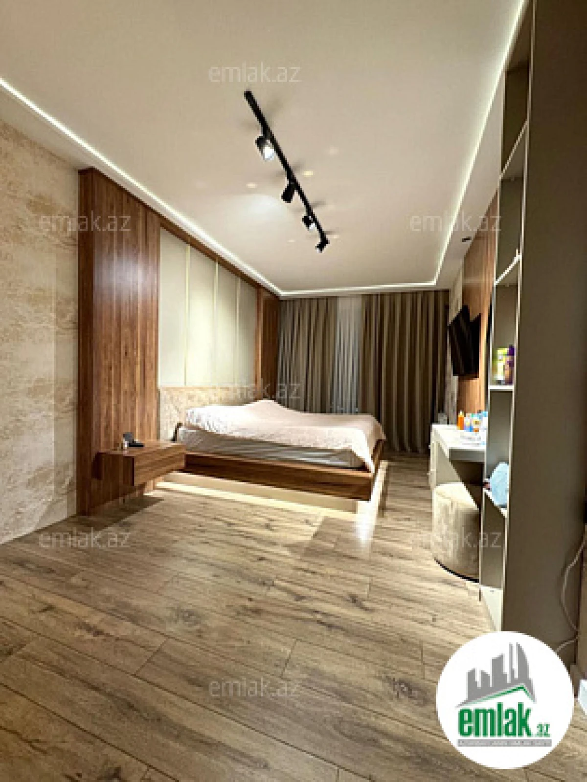 Satılır 3 otaqlı yeni tikili 110 m²