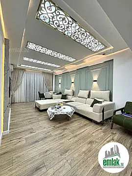 Satılır 3 otaqlı yeni tikili 110 m²