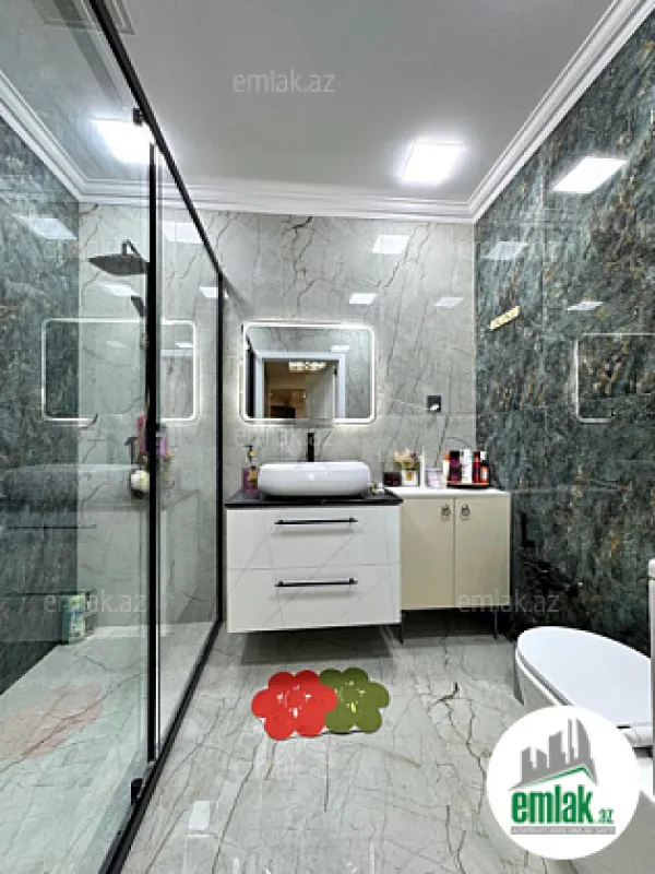 Satılır 3 otaqlı yeni tikili 110 m²