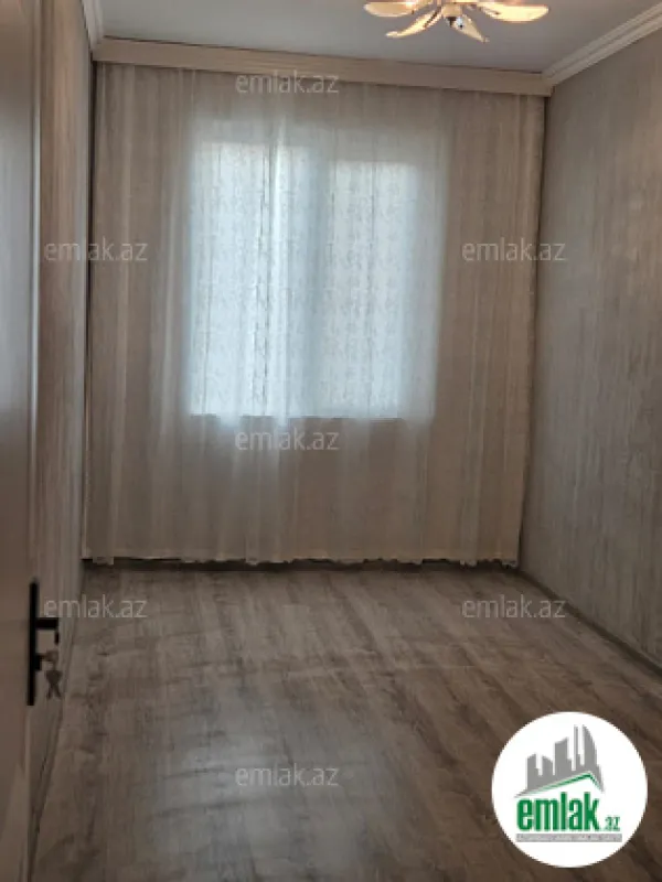 Satılır 2 otaqlı köhnə tikili 50 m²