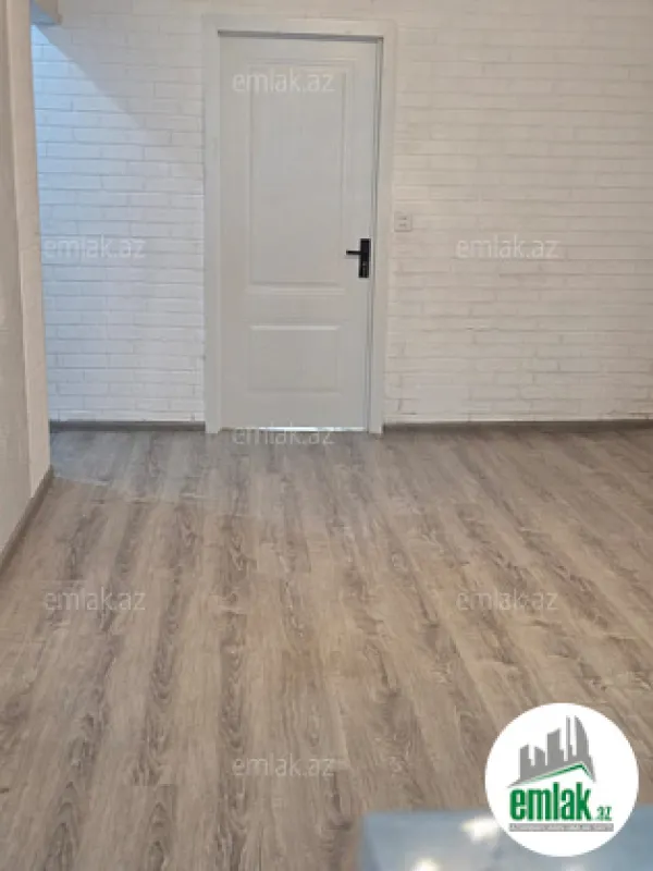 Satılır 2 otaqlı köhnə tikili 50 m²