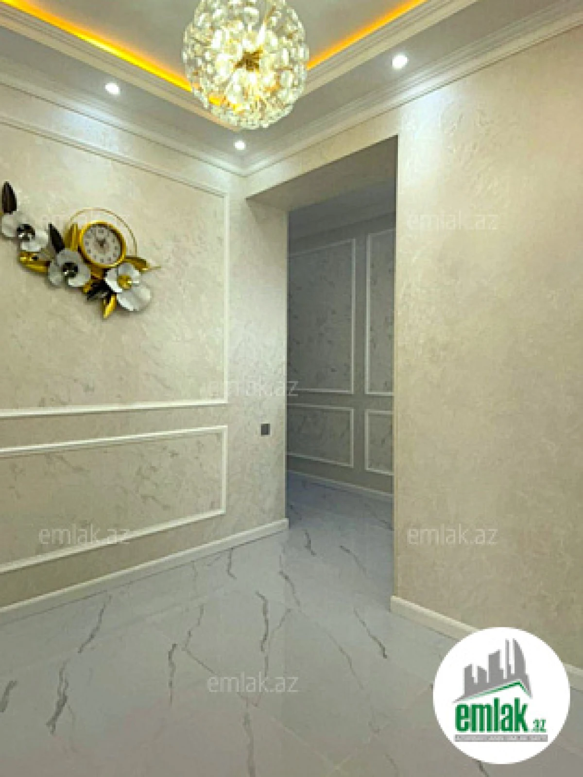 Satılır 3 otaqlı yeni tikili 80 m²