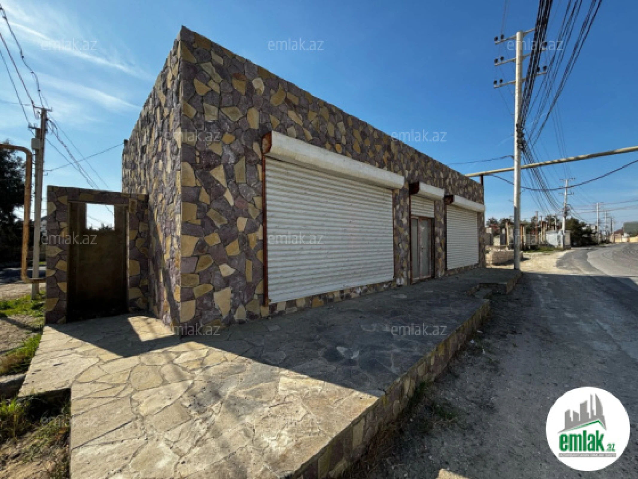 Satılır 1 otaqlı obyekt 96 m²