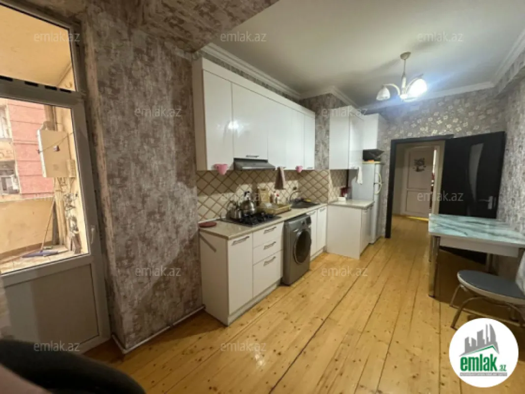 Satılır 3 otaqlı yeni tikili 115 m²