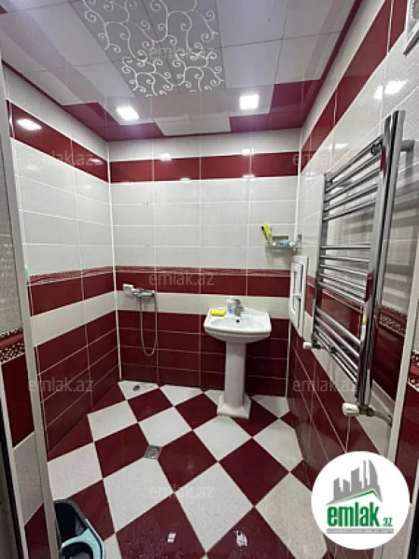 Satılır 3 otaqlı yeni tikili 115 m²
