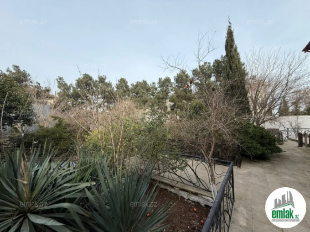 Satılır torpaq sahəsi 12 m²