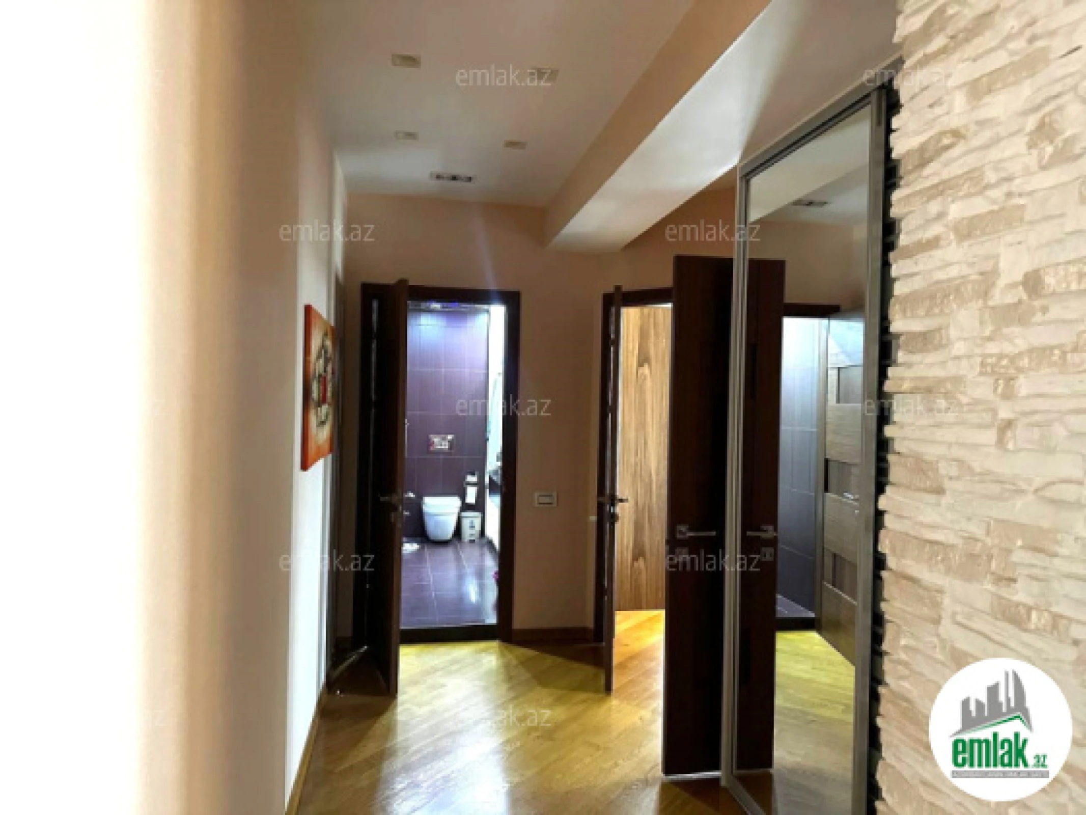 Satılır 2 otaqlı yeni tikili 106 m²