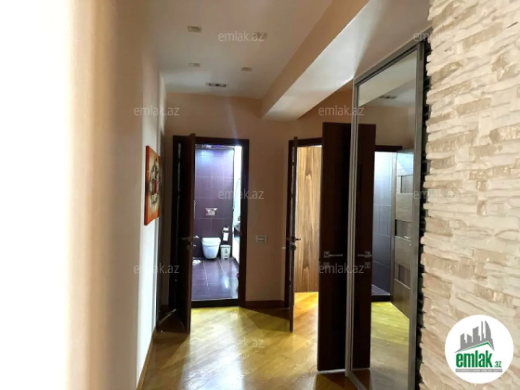 Satılır 2 otaqlı yeni tikili 106 m²