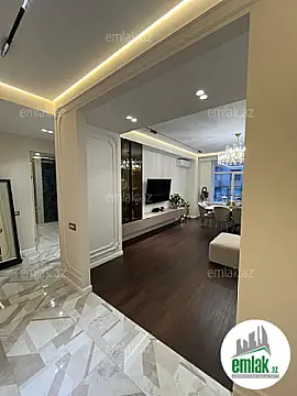 Satılır 3 otaqlı yeni tikili 135 m²