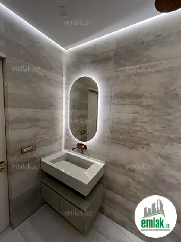 Satılır 3 otaqlı yeni tikili 135 m²