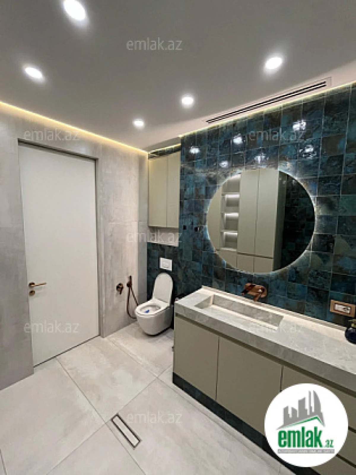 Satılır 3 otaqlı yeni tikili 135 m²