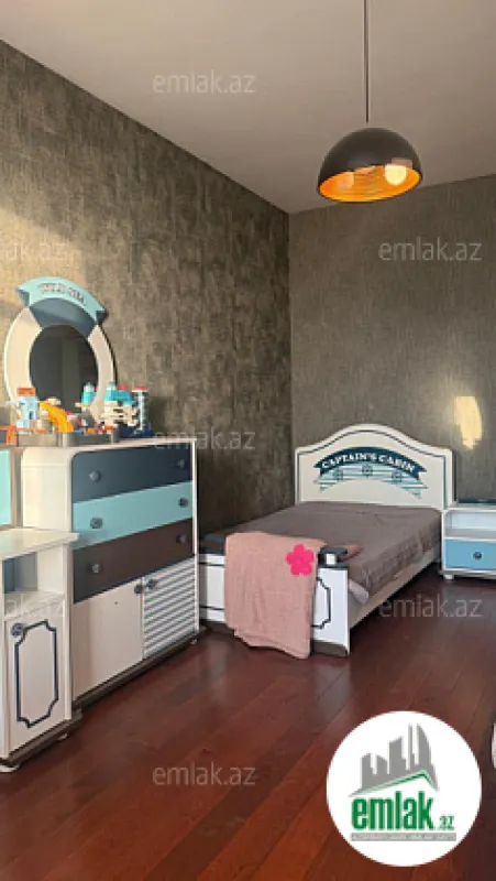 Satılır 4 otaqlı yeni tikili 175 m²