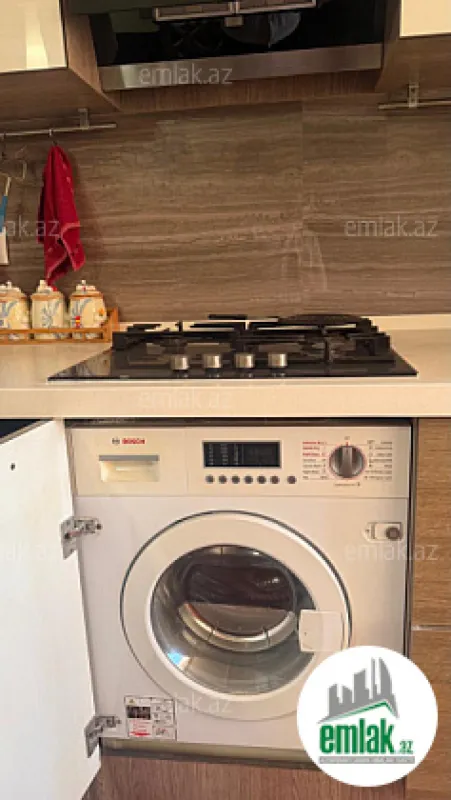 Satılır 4 otaqlı yeni tikili 175 m²