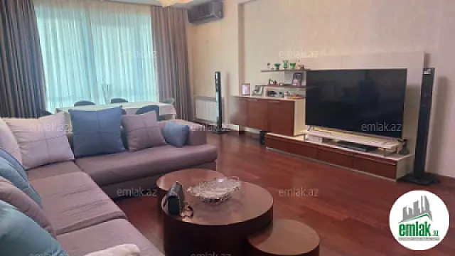 Satılır 4 otaqlı yeni tikili 175 m²
