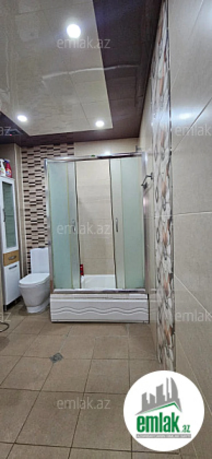 Satılır 3 otaqlı yeni tikili 125 m²