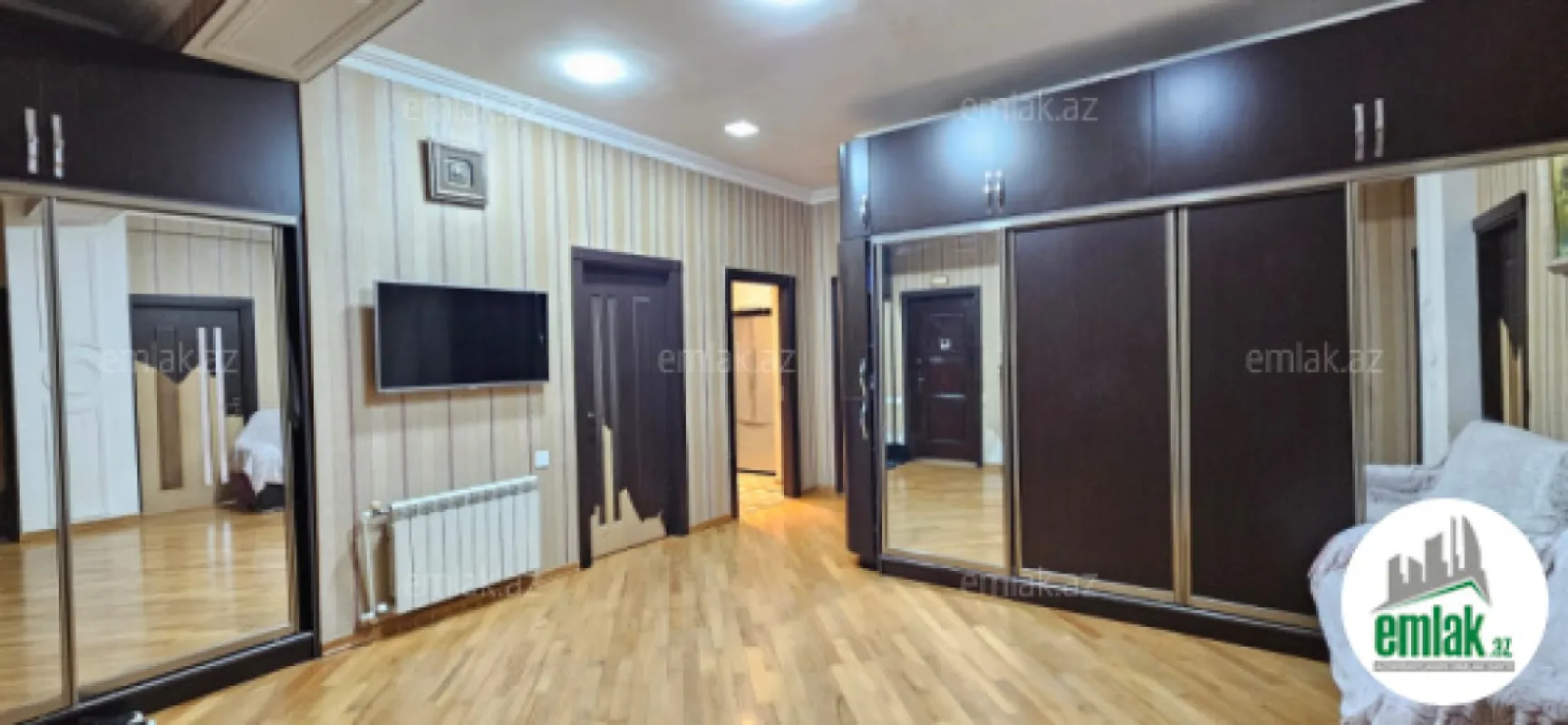 Satılır 3 otaqlı yeni tikili 125 m²