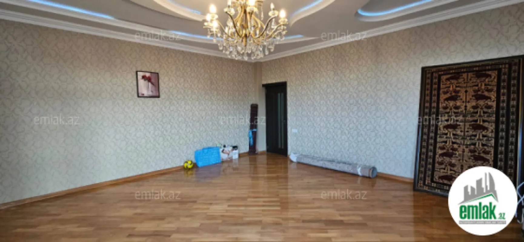 Satılır 3 otaqlı yeni tikili 125 m²