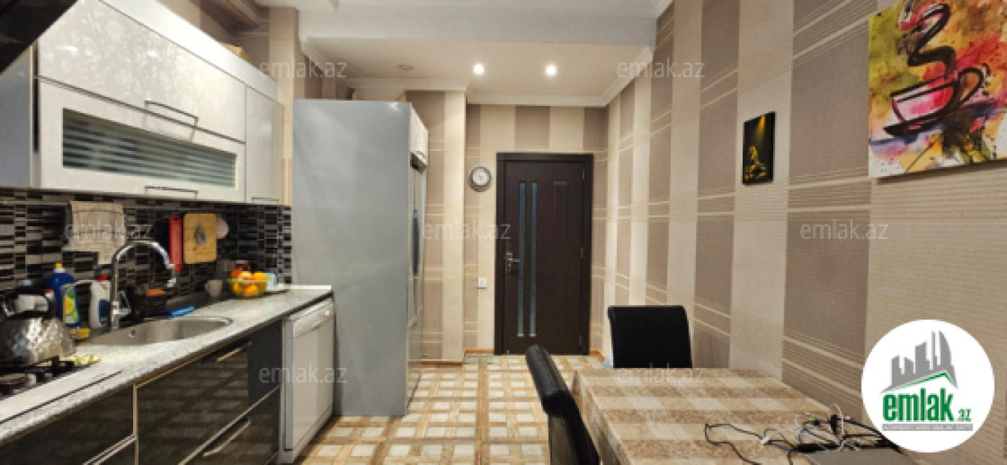 Satılır 3 otaqlı yeni tikili 125 m²