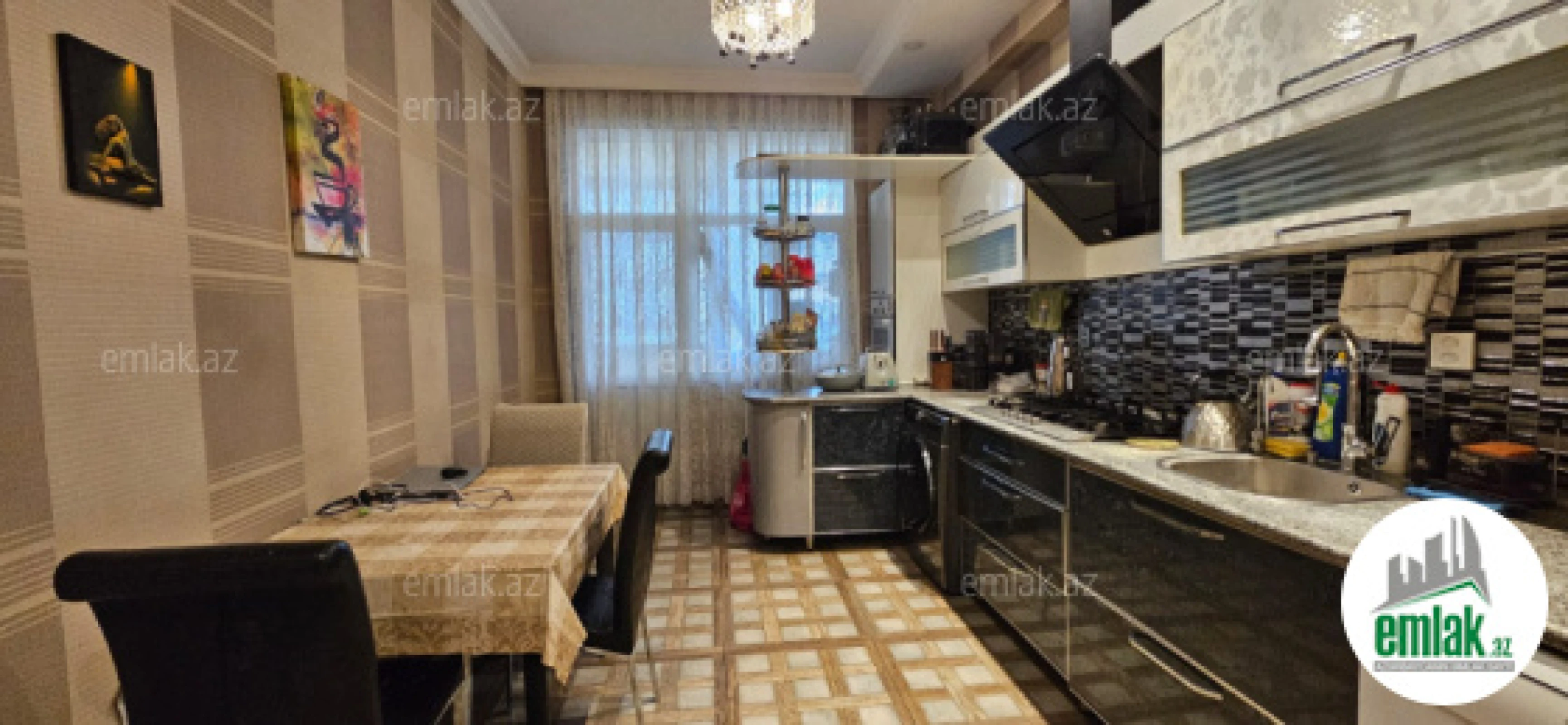 Satılır 3 otaqlı yeni tikili 125 m²