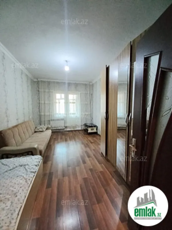 Satılır 2 otaqlı köhnə tikili 50 m²