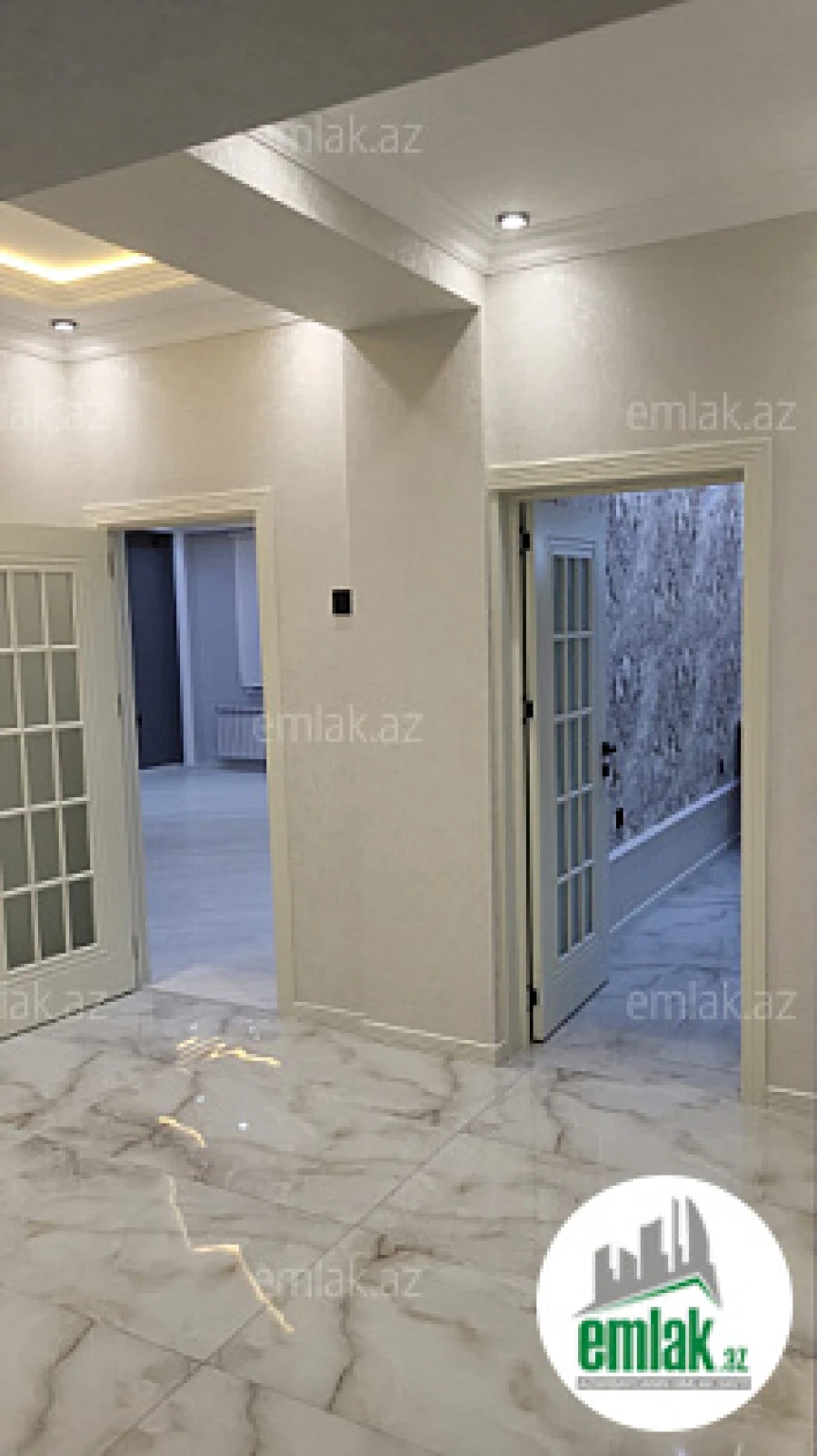 Satılır 3 otaqlı yeni tikili 155 m²