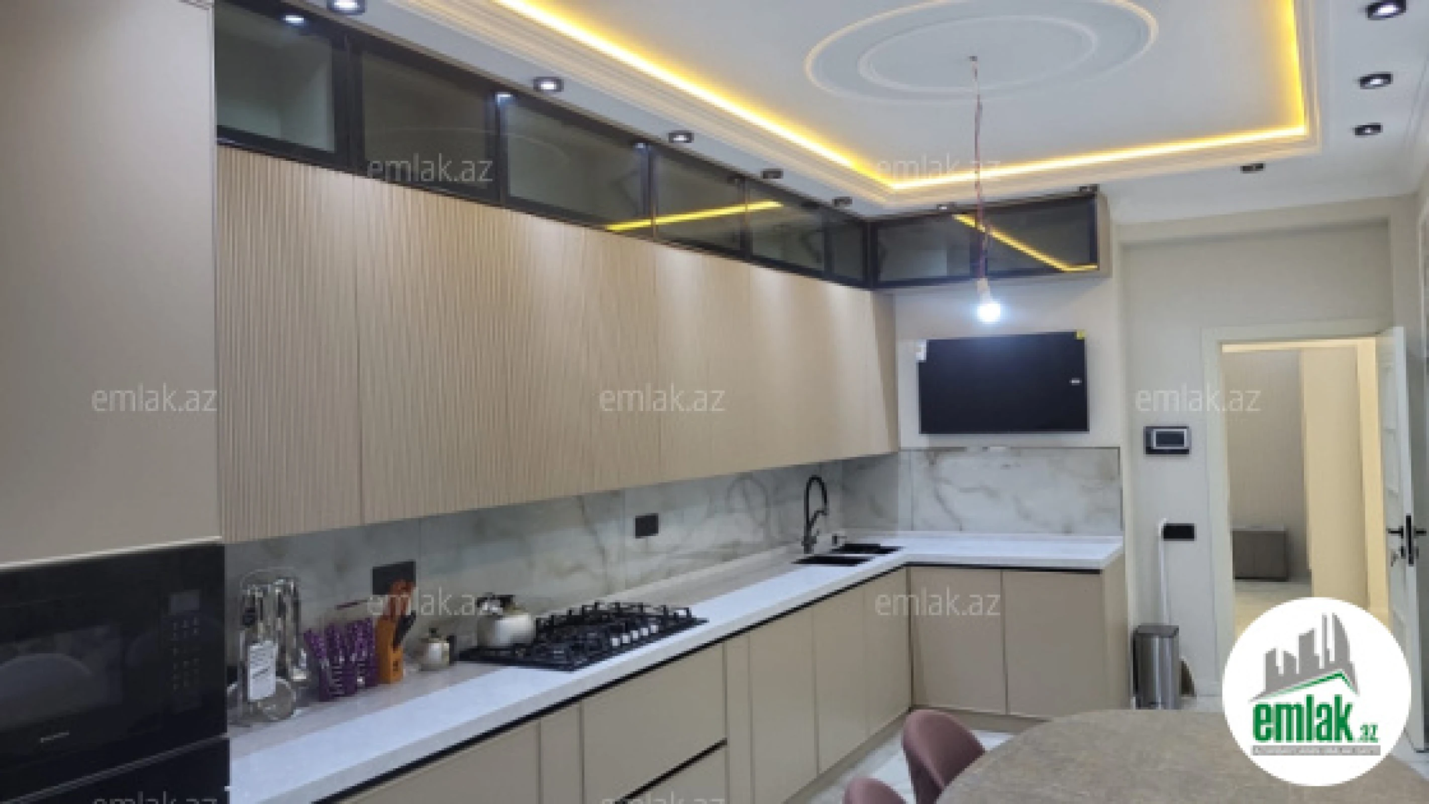 Satılır 3 otaqlı yeni tikili 155 m²