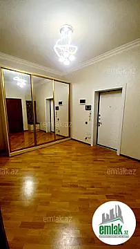 Satılır 2 otaqlı yeni tikili 70 m²